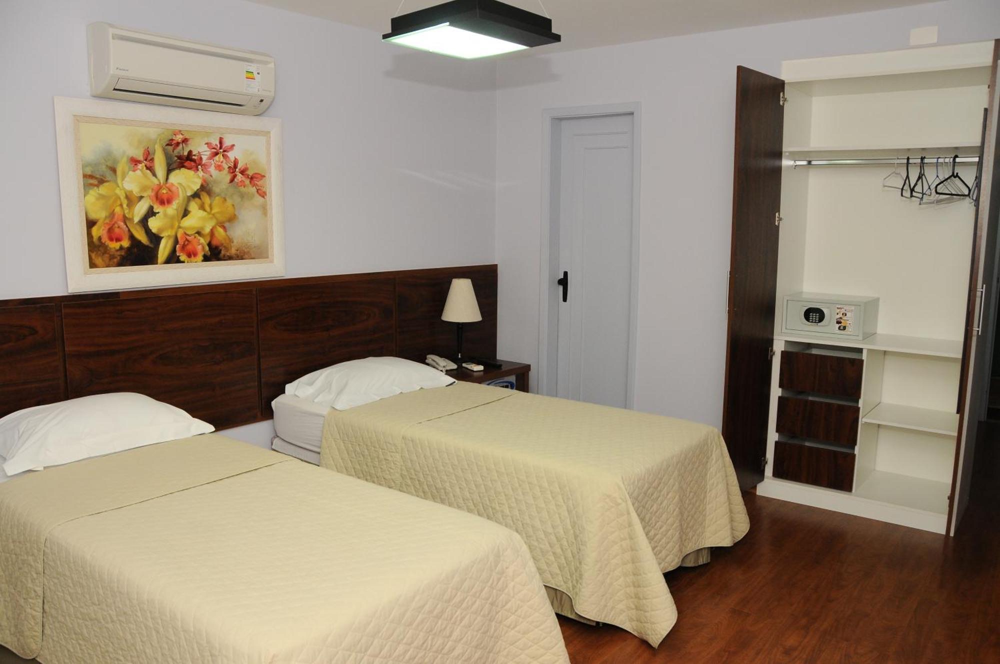 Gallant Hotel — Fotos 1